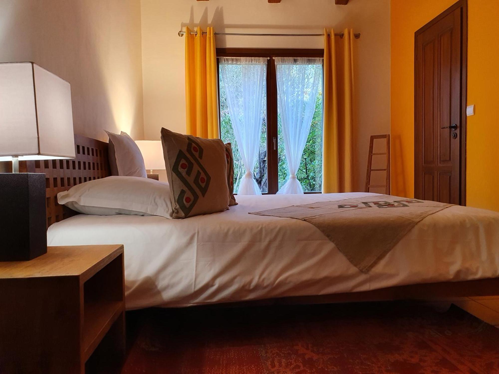 Domaine Codaleone Serriera  Room photo